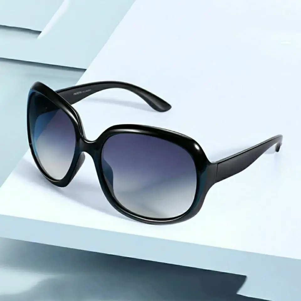 Designer Sunglasses - Neue Sonnenbrille mit großem, runden Rahmen,