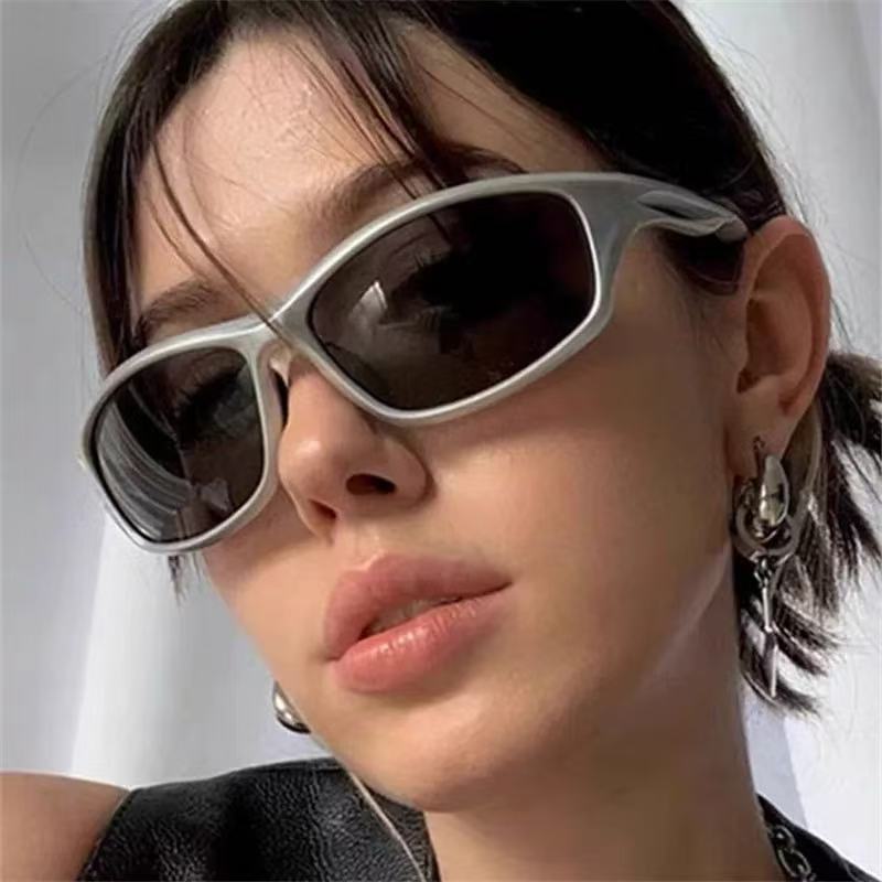 Modische Sonnenbrille mit klei – Sunglasses Uv400 Bewertung und Preis