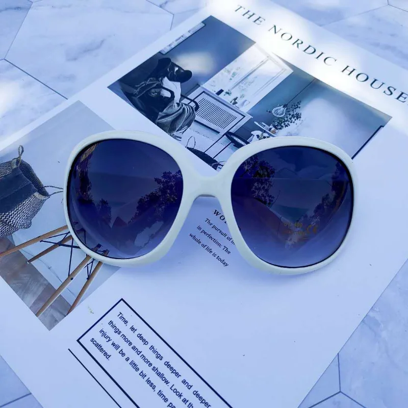 Neue Sonnenbrille mit großem,  – Designer Sunglasses Bewertung und Preis